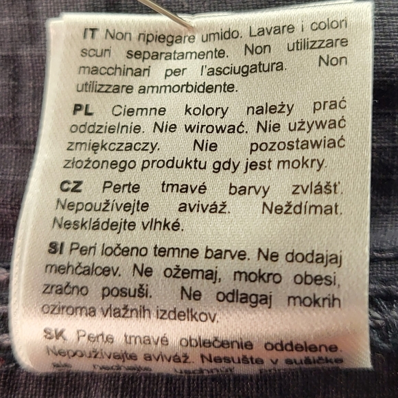 Endura Humvee Biking Cargo Shorts size XLarge in Black Camo w Belt - Picture 15 of 15